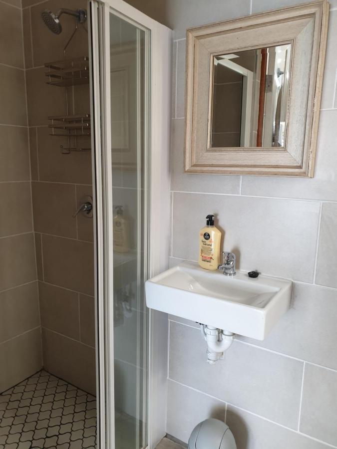 Pongola Road Self Catering Accommodation Uitenhage Esterno foto