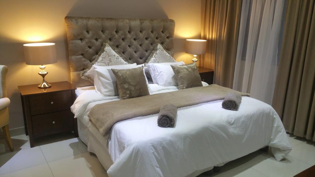 Pongola Road Self Catering Accommodation Uitenhage Esterno foto