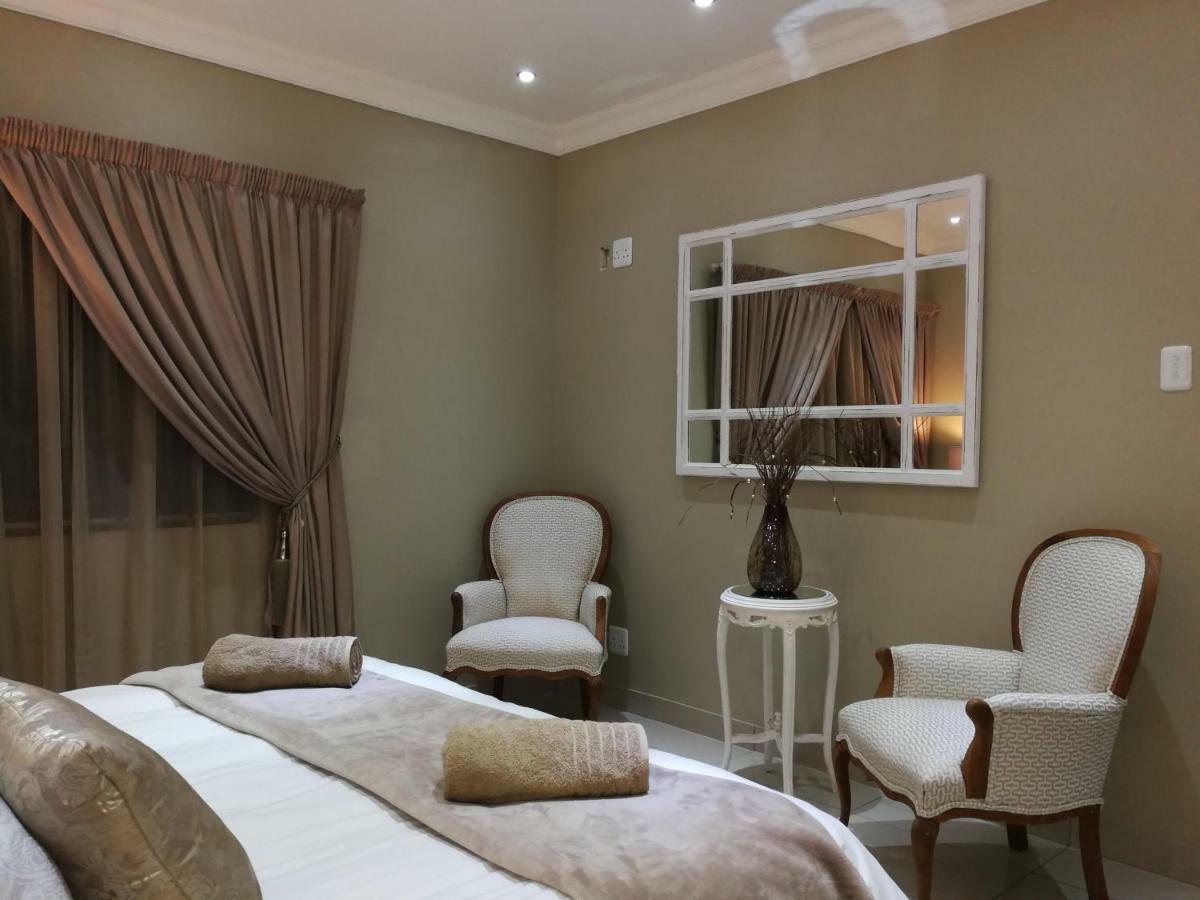 Pongola Road Self Catering Accommodation Uitenhage Esterno foto
